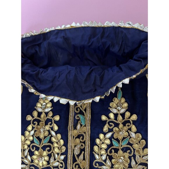 Vintage Embroidered Drawstring Pouch - Picture 4 of 5